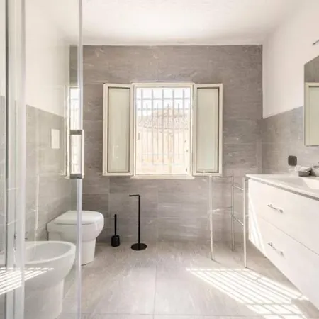 Visit 3* אגריג'נטו