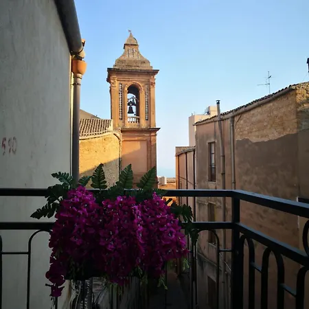 Visit לינה וארוחת בוקר